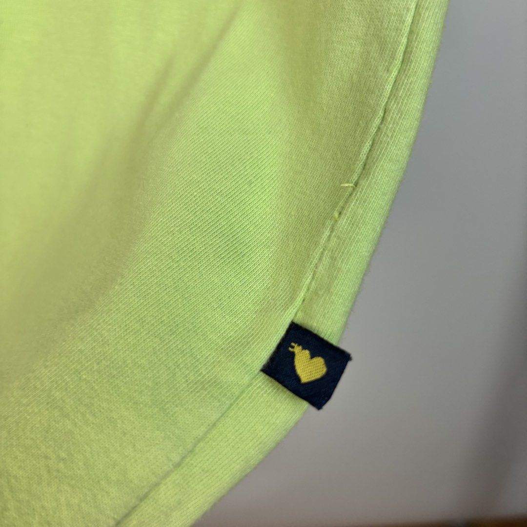 Mudd Jeans Baby Tee (Category: Shirts) located in Bulacan. Submitted by citygirl00 (Listing ID 1463781386, Image 3). Description: Size XL on tag but can fit Medium In good condition.