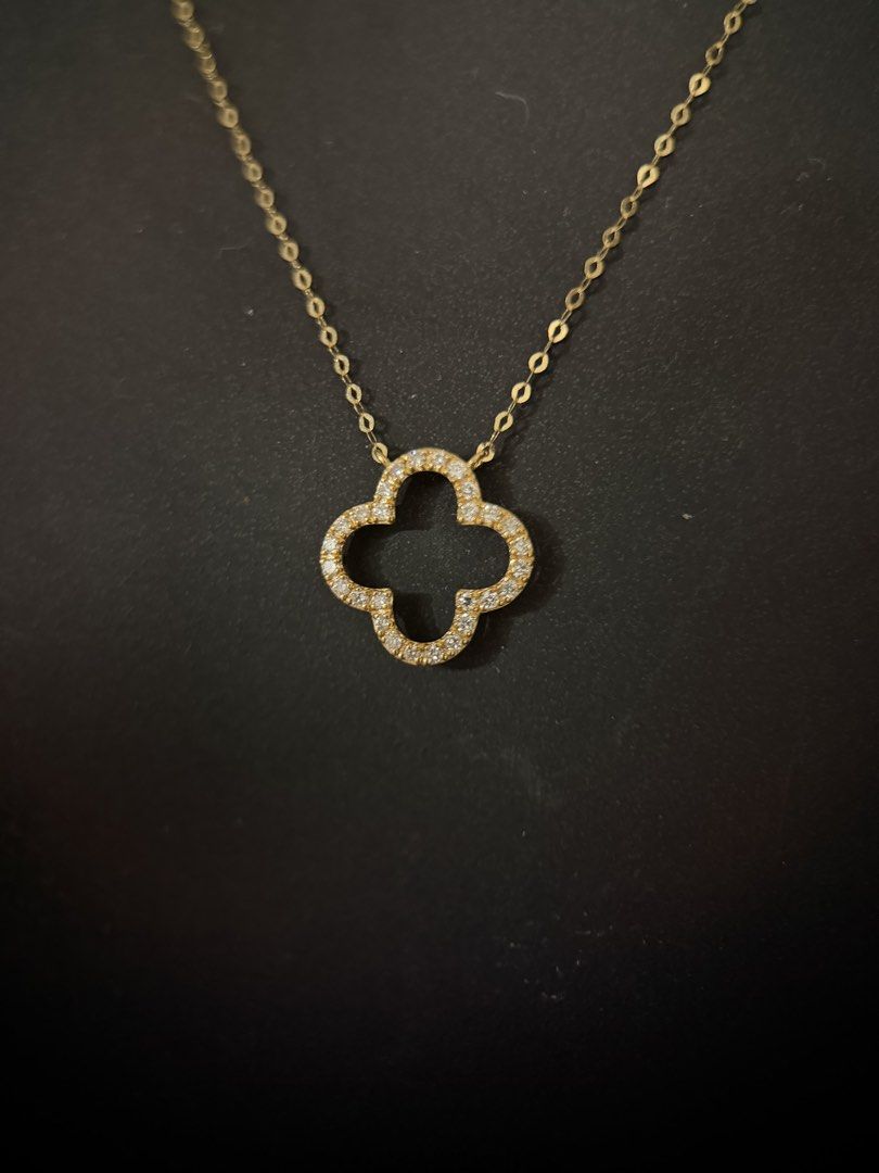 Natural diamond clover necklace (Category: Necklaces) located in Cagayan de Oro. Submitted by marla30 (Listing ID 1463829321, Image 1). Description: Clover diamond necklace 💎 0.138ct natural diamond F color Adjustable size 16-18” 18k yg settings With certificate of authenticity .