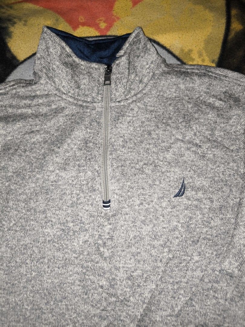 Nautica Grey Quarter Zip Sweater (Category: Coats, Jackets and Outerwear) located in Manila. Submitted by fljaoti27 (Listing ID 1463879678, Image 2). Description: Nautica Qzip Large .
