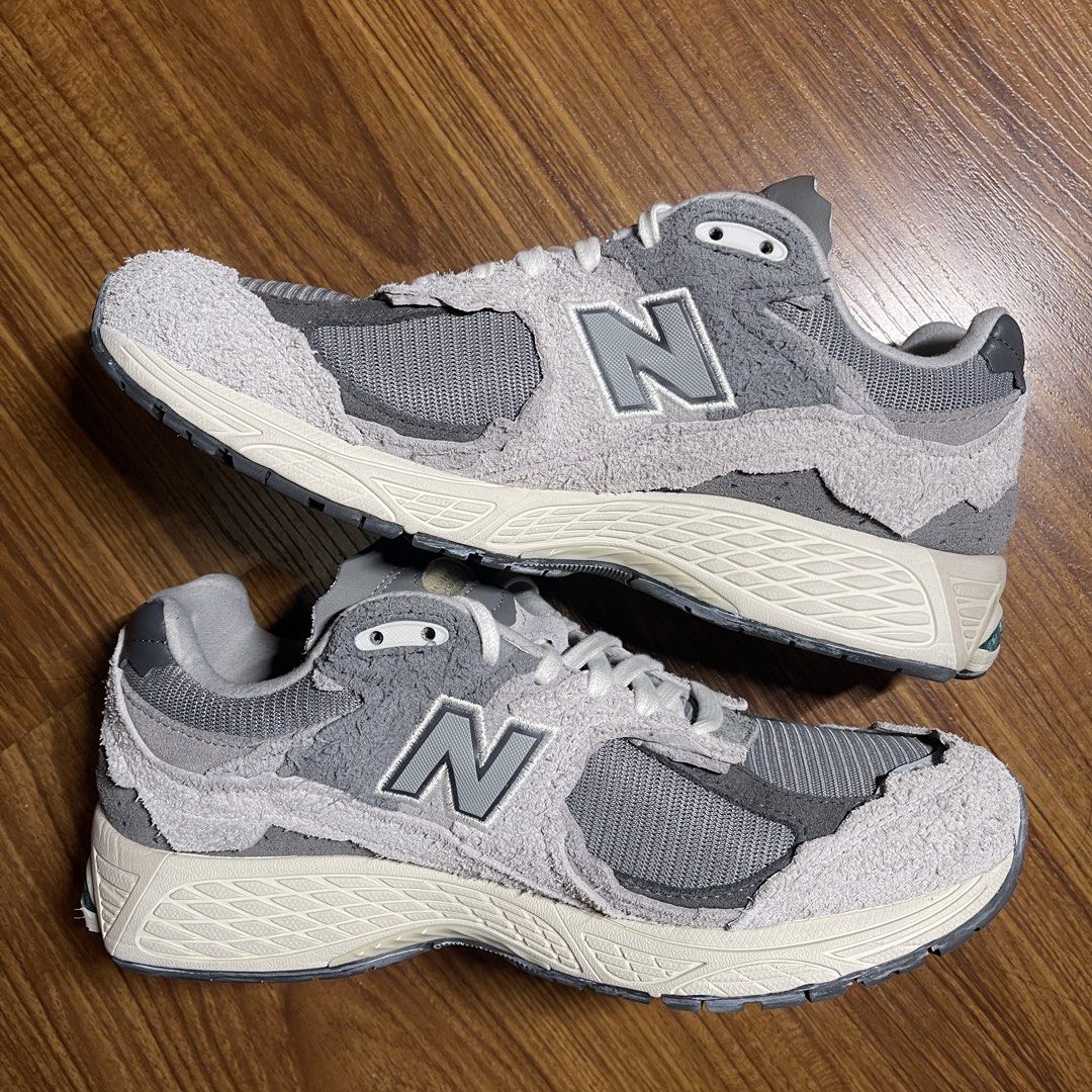 NB 2002r Protection Pack 'Rain Cloud' (Category: Sneakers) located in Pasig City. Submitted by crewkicks.ph (Listing ID 1463836286, Image 2). Description: NB 2002r Protection Pack 'Rain Cloud' Size 10 US M Used 2x Replacement box ₱5,498 ONLY! Follow @crewkicksph on IG for a discount! ORTIGAS CENTER .