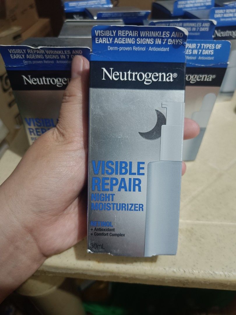 Neutrogena Visible Repair Night Moisturizer 30ml (Category: Face Care) located in Mandaluyong City. Submitted by geppsie (Listing ID 1463753123, Image 1). Description: - Fights wrinkles and early aging signs in 7 days. - Features Derm-proven Retinol + Antioxidant. - Lightweight night moisturizer with 3x anti-wrinkle power. - Reduces fine lines, wrinkles, and skin irritation. - Hydrates and promotes radiant skin. - Recommended for retinol beginner