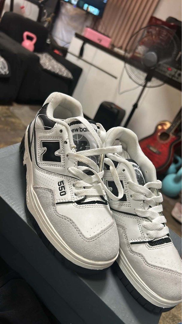 New Balance 550 (Category: Sneakers) located in Manila. Submitted by nashuey (Listing ID 1463807043, Image 1). Description: Size 38 Rfs: Wrong size.