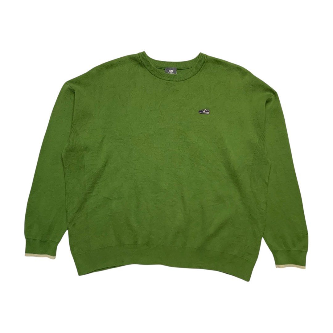 New Balance Shoe Patch Sweater (Category: Coats, Jackets and Outerwear) located in Baguio. Submitted by thesecretshop_ph (Listing ID 1463825437, Image 1). Description: Size: Medium Lenght: 24” Width: 24” Issue: None.