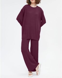 (Kategori: ) berada di . Dikirim oleh closetcollective.id (ID iklan 1463772311, Gambar 1). Deskripsi: .