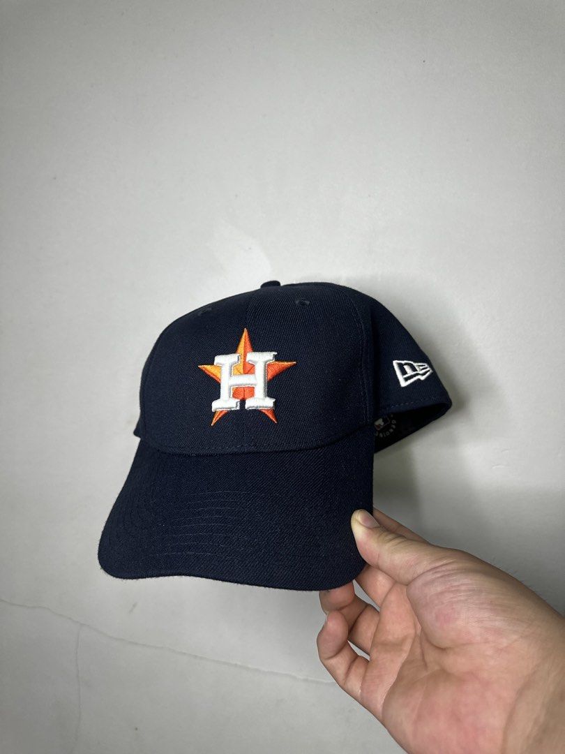 NEW ERA ASTROS (Category: Caps & Hats) located in Molave. Submitted by thriftmate13 (Listing ID 1463776962, Image 1). Description: .