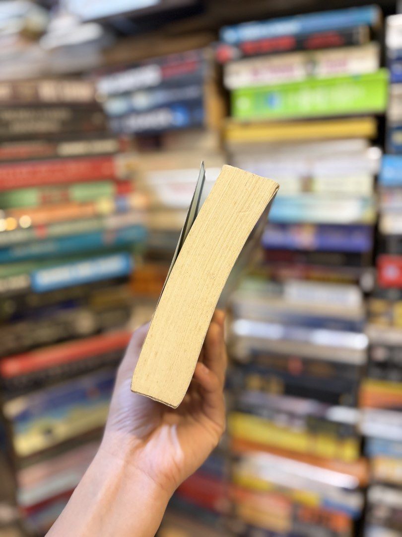 Nicholas Sparks The Return Novel (Category: Storybooks) located in Calamba. Submitted by ealectrice27 (Listing ID 1463881267, Image 2). Description: Mode of Payment: Gcash, PNB, Maribank Mode of Delivery: Jnt, Lbc, Lalamove Meet up/Pick up: Anywhere around Calamba.
