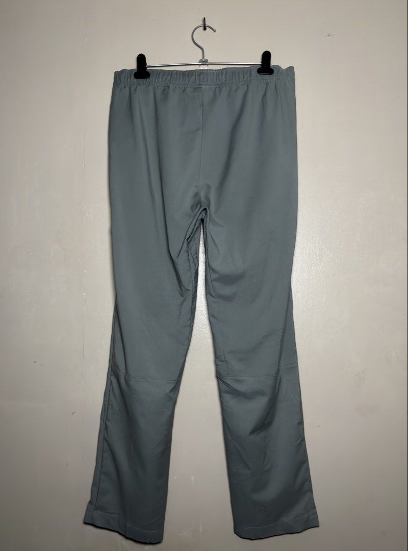 Nike (Category: Joggers) located in Dumaguete. Submitted by delfinds (Listing ID 1463866034, Image 3). Description: ✅ Dri-FIT woven training pants 30-33 waistline Small on tag Length 36.5 Excellent condition 9.5/10 color rate No issue 450 + sf Loc: Dumaguete City, Negros Oriental 📩📩📩 .
