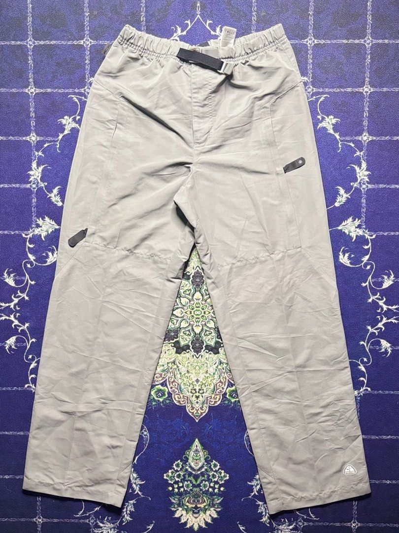 Nike ACG Trail Pants (Category: Trousers) located in Valenzuela. Submitted by telagram (Listing ID 1463917038, Image 1). Description: .