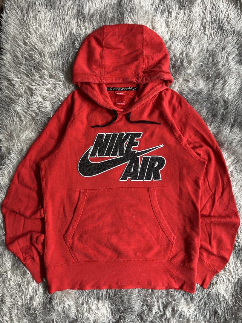 NIKE AIR (Category: Coats, Jackets and Outerwear) located in Manila. Submitted by jimsuron (Listing ID 1463779015, Image 1). Description: .
