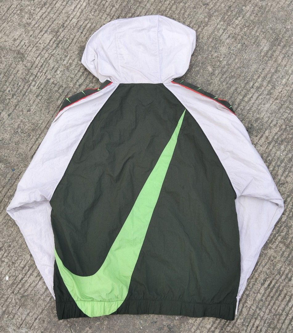 NIKE ANORAK WINDBREAKER (Category: Coats, Jackets and Outerwear) located in Bacolod City. Submitted by hyoohxzx (Listing ID 1463860064, Image 2). Description: NIKE ANORAK WINDBREAKER SIZE LARGE LENGTH 29 WIDTH 22.5 EXCELLENT CONDITION.