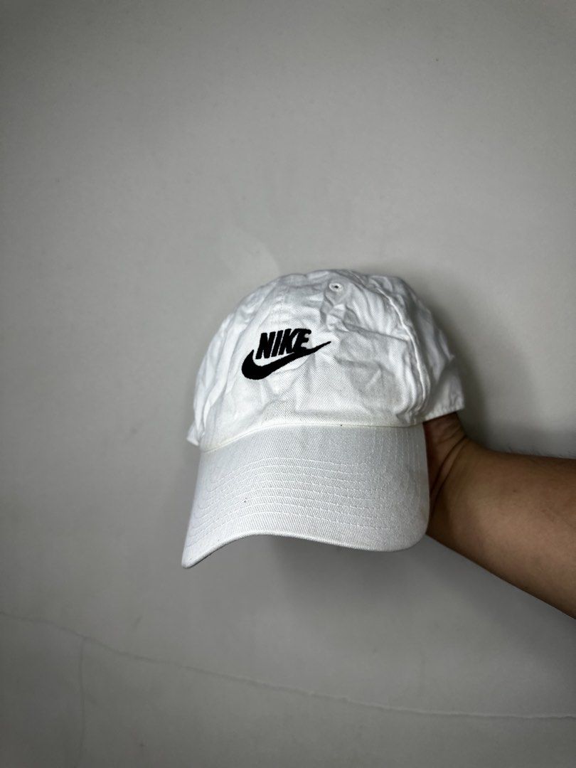 NIKE CAP (Category: Caps & Hats) located in Molave. Submitted by thriftmate13 (Listing ID 1463779449, Image 1). Description: .