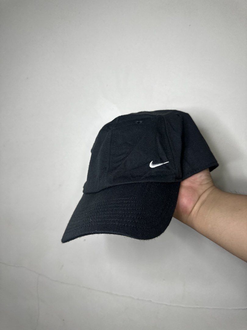NIKE CLUB (Category: Caps & Hats) located in Molave. Submitted by thriftmate13 (Listing ID 1463779564, Image 1). Description: .