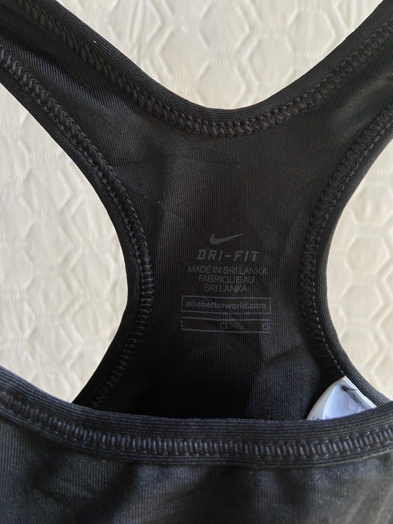 Nike Drifit Classic Pad Logo Bra (Category: Activewear) located in Panabo. Submitted by thrifty.red (Listing ID 1463796334, Image 2). Description: Asnew.