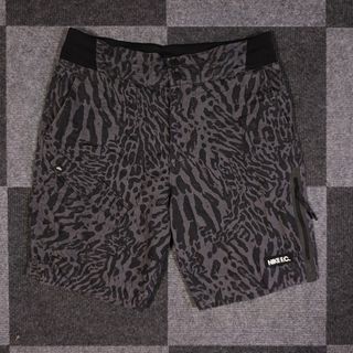 (Category: ) located in . Submitted by kitlowisthrift (Listing ID 1463871719, Image 1). Description: .
