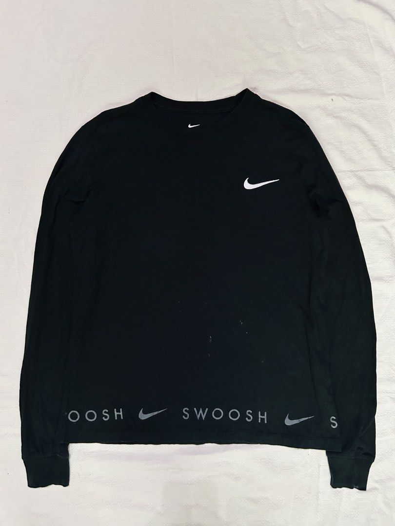 Nike Long Sleeve Swoosh (Category: Tshirts & Polo Shirts ) located in Alicia. Submitted by sammyviloria (Listing ID 1463818072, Image 1). Description: .
