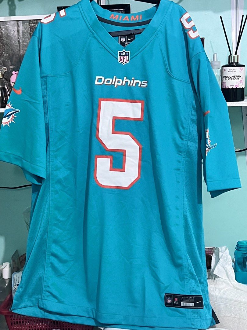 Nike Miami Dolphins NFL Jersey XL (Category: Activewear) located in Manila. Submitted by cleverstone_21f597 (Listing ID 1463795841, Image 1). Description: - Miami Dolphins Jersey - Size: XL - Features number 5 - Brand: Nike - NFL Official - Made in Guatemala - Ideal for any Dolphins fan!.