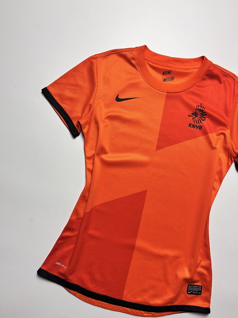Nike Netherlands 2012/2013 Jersey (Category: Activewear) located in Bulacan. Submitted by way2lifestyle (Listing ID 1463802301, Image 3). Description: (In Inches) Best Fit: Small Width: 18” Length: 25” Excellent condition.