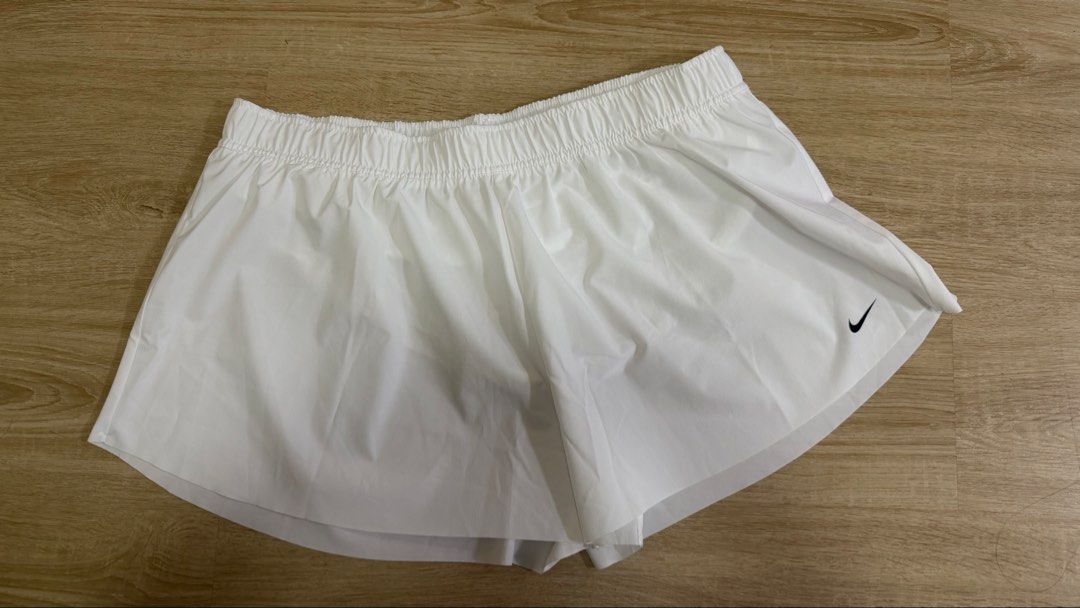 Nike One White Running Shorts (Category: Shorts) located in Taguig. Submitted by beanutputter00 (Listing ID 1463835983, Image 1). Description: - Brand: Nike - Model: One Running Shorts - Size: XL - Features: Elastic waistband for a comfortable fit - Material: Lightweight, ideal for performance or casual use - Versatile: Suitable for workouts, running, or everyday casual wear RFS: Bought wrong size.