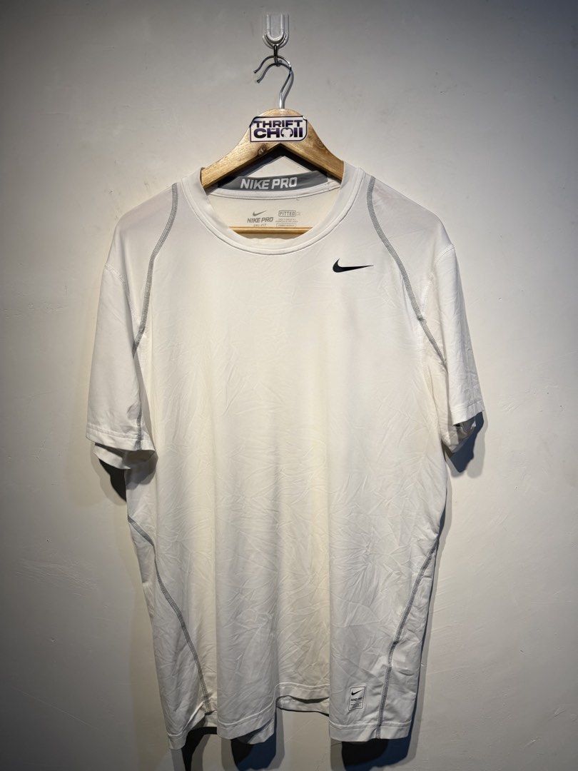 Nike Pro (Category: Formal Shirts) located in Carmen. Submitted by thriftnichoii (Listing ID 1463841060, Image 1). Description: Nike pro 22x30.