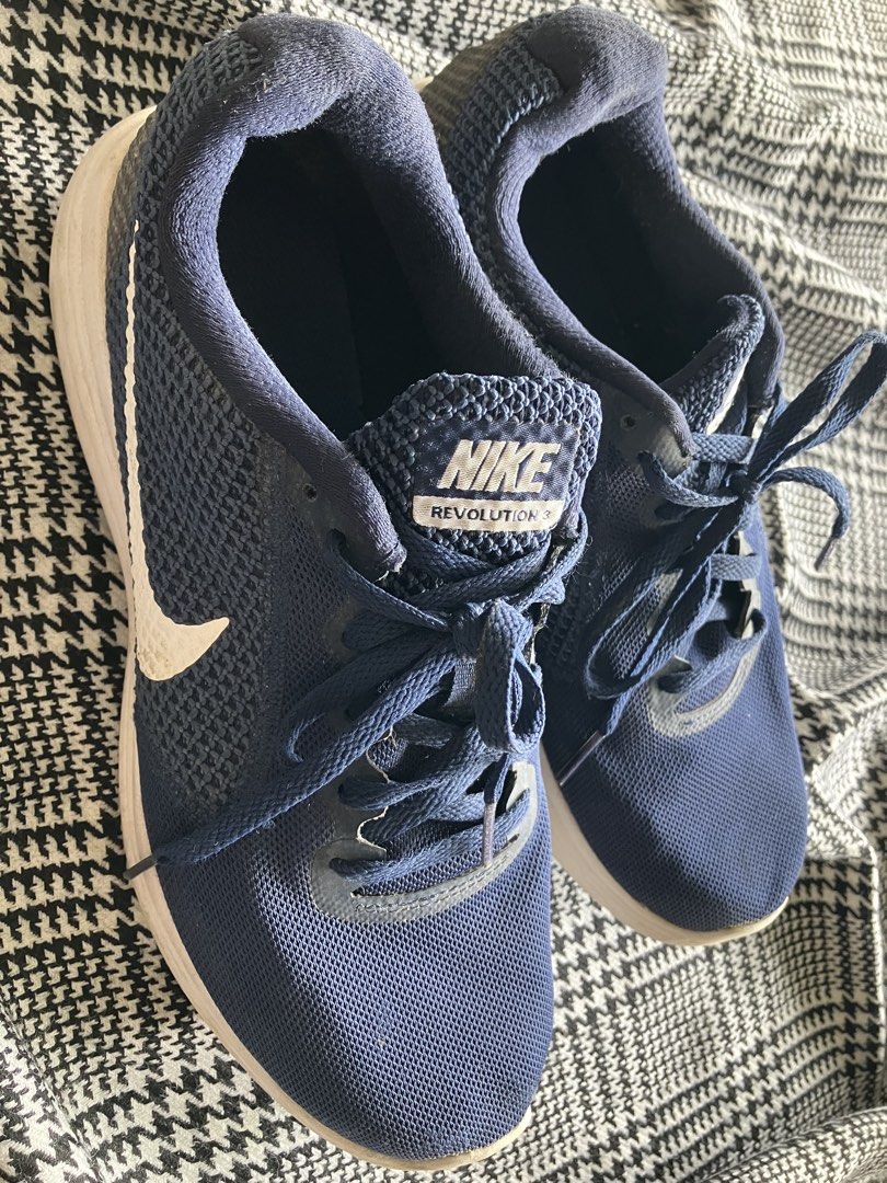 Nike revolution 3 running shoes (Category: Sneakers) located in Angeles City. Submitted by jnwsurplus (Listing ID 1463776686, Image 3). Description: Plsss see pictures Shipped .