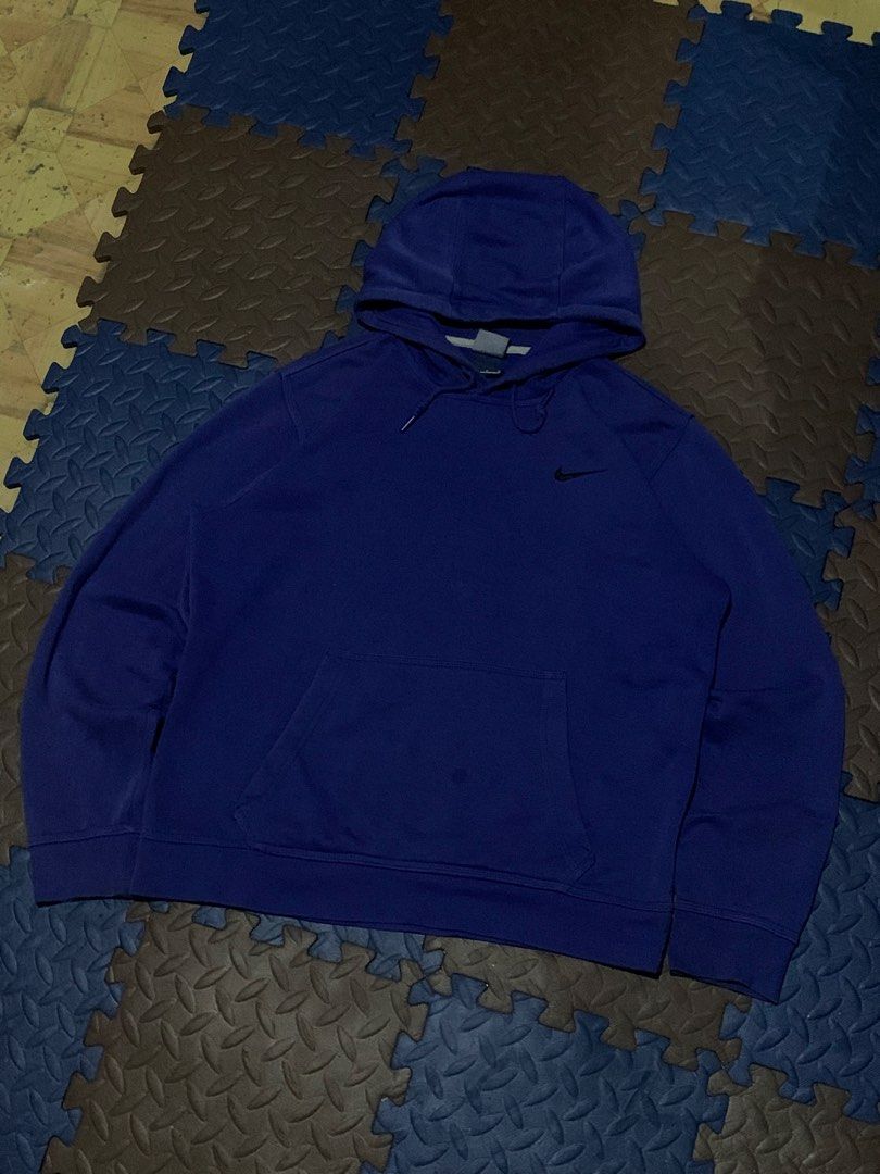 NIKE SIDE SWOOSH HOODIE (Category: Coats, Jackets and Outerwear) located in Quezon. Submitted by lowslow_ (Listing ID 1463777361, Image 1). Description: 22x26 NO ISSUE.
