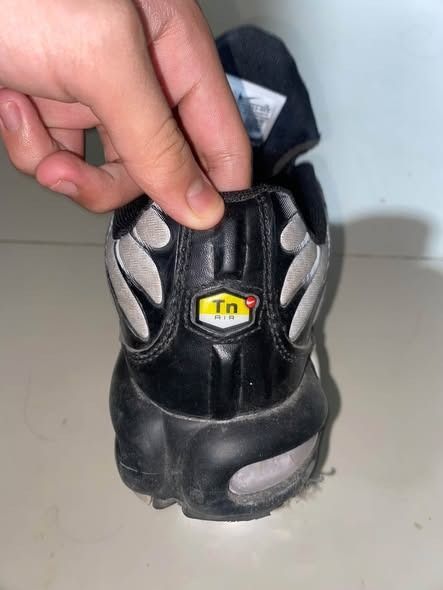 Nike TN AIRMAX SIZE 40 (Category: Casual Shoes) located in Caloocan City. Submitted by warymclovin (Listing ID 1463873968, Image 3). Description: Selling to make a living .