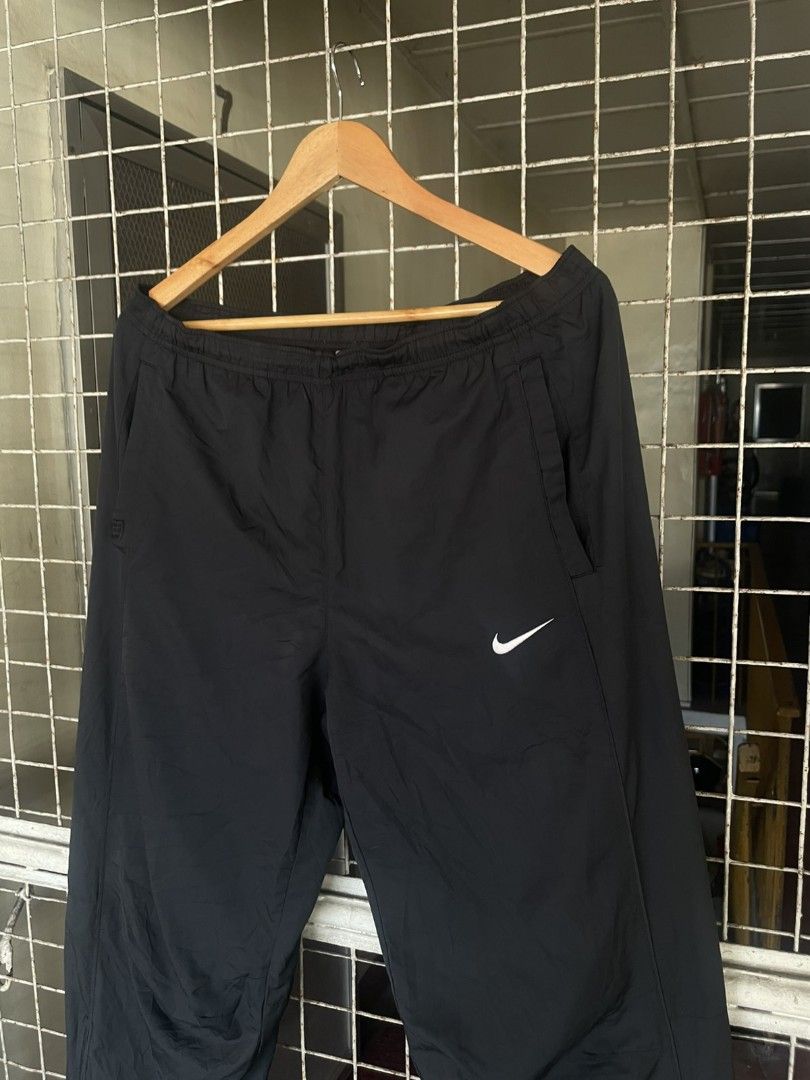 Nike Track Pants (Category: Joggers) located in Marikina City. Submitted by doobiethrift (Listing ID 1463804963, Image 2). Description: Size Large 32-36 Waist 39 Length No issue / flaws 9.8/10 Color rate.
