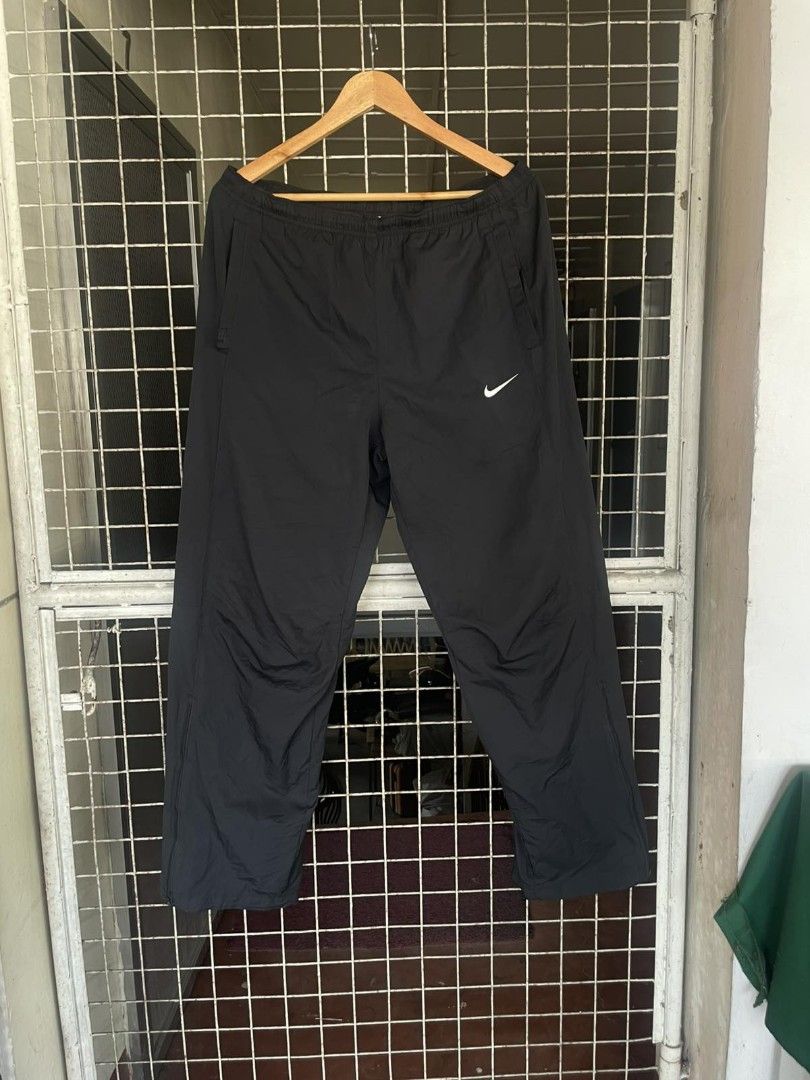 Nike Track Pants (Category: Joggers) located in Marikina City. Submitted by doobiethrift (Listing ID 1463804963, Image 1). Description: Size Large 32-36 Waist 39 Length No issue / flaws 9.8/10 Color rate.
