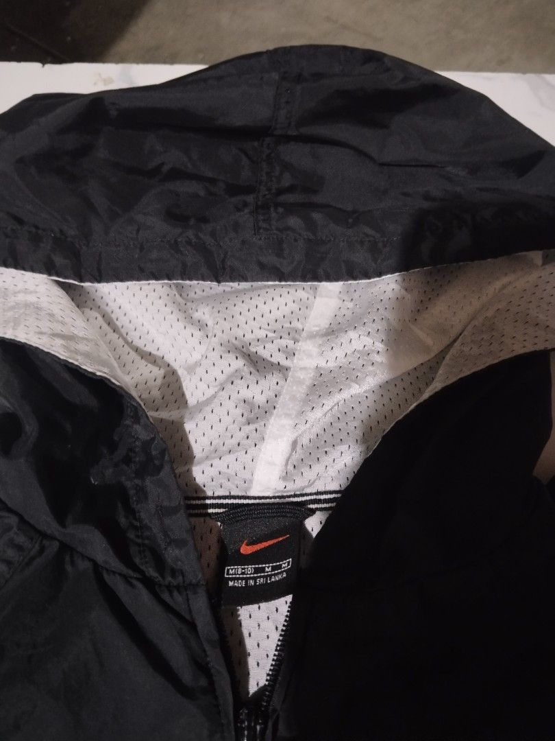 Nike vintage windbreaker (Category: Hoodies) located in Iloilo. Submitted by raydelcanomay (Listing ID 1463784495, Image 3). Description: VINTAGE NIKE WINDBREAKER Size - M ON TAG Dimes - W23 L25.4 Colorate - 9.7 Condition - EXCELLENT Tags - COMPLETE Issue - MISSING LACE Price - 650!!.