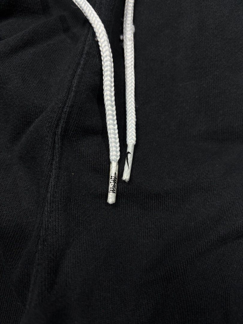 Nike x Stussy (Category: Joggers) located in Abucay. Submitted by alvinthrif57836 (Listing ID 1463808418, Image 3). Description: Nike x Stussy ‎_______________________ ‎Size: S on tag ‎(Measured by Inches) ‎Waist: 30-31 ‎Length: 37 ‎Condition: EXCELLENT ‎Color Rate: 9/10 ‎Issue: None ‎_______________________ ‎ ‎Color may vary due to lightning so check wisely. ‎Thank you for your understanding ❤️ .