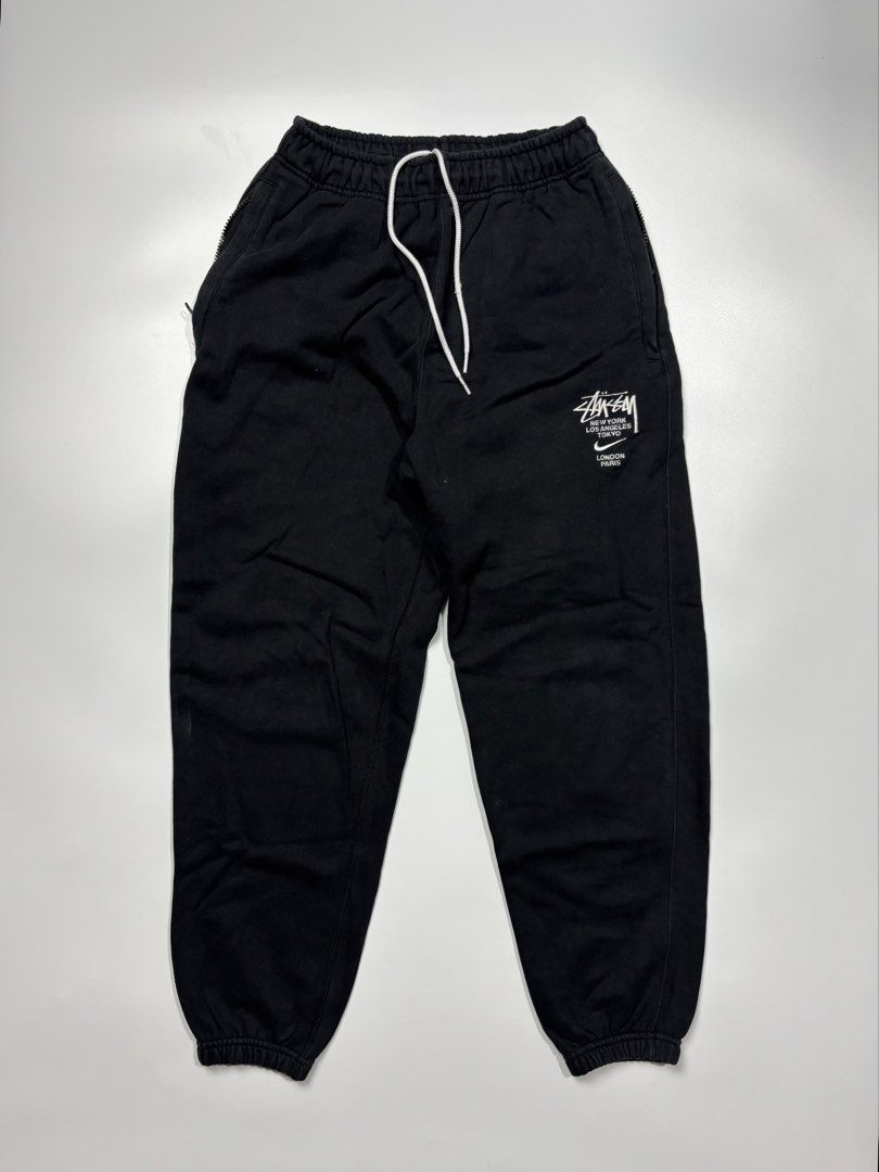Nike x Stussy (Category: Joggers) located in Abucay. Submitted by alvinthrif57836 (Listing ID 1463808418, Image 1). Description: Nike x Stussy ‎_______________________ ‎Size: S on tag ‎(Measured by Inches) ‎Waist: 30-31 ‎Length: 37 ‎Condition: EXCELLENT ‎Color Rate: 9/10 ‎Issue: None ‎_______________________ ‎ ‎Color may vary due to lightning so check wisely. ‎Thank you for your understanding ❤️ .