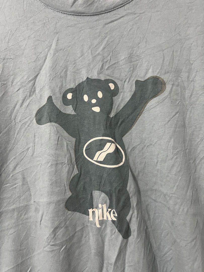 Nike x Welldone (Category: Tshirts & Polo Shirts ) located in Jaen. Submitted by 17thstreetclo.bymkdl (Listing ID 1463825531, Image 3). Description: Nike x Welldone 9/10 color rate No issue Need wash fresh from bale No washtag 23x27.5 dimensions .