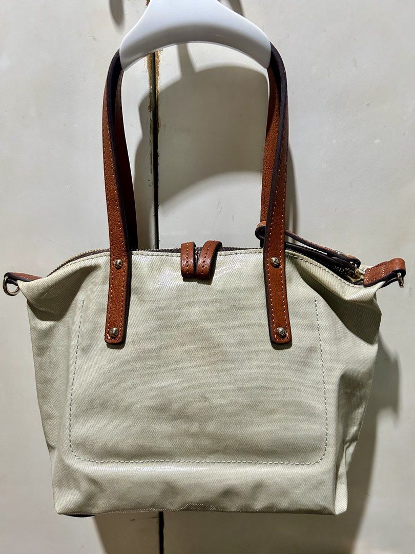 NNM limonta Tote Bag with Leather Trim. Small (Category: Tote Bags) located in Quezon City. Submitted by asiaco (Listing ID 1463779172, Image 2). Description: beige CHIC | Dual-Use LIMONTA Tote Bag by NNM Japan, crafted from Italian LIMONTA fabric with brown leather accents and a magnetic front clasp. No strap included. .