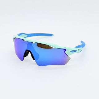 (Category: ) located in . Submitted by gearoutfitters (Listing ID 1463857545, Image 1). Description: .