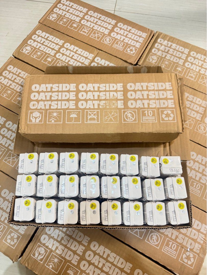 Oatside Original 200ml (Category: Beverages) located in Binangonan. Submitted by cescollects (Listing ID 1463810863, Image 1). Description: Oatside Original 200ml ‼️best before: March 2027 1 box (24pcs) - 750 1pc - 35 mop: gcash/gotyme/maya mod: lalamove/grab 📍taft/rizal .
