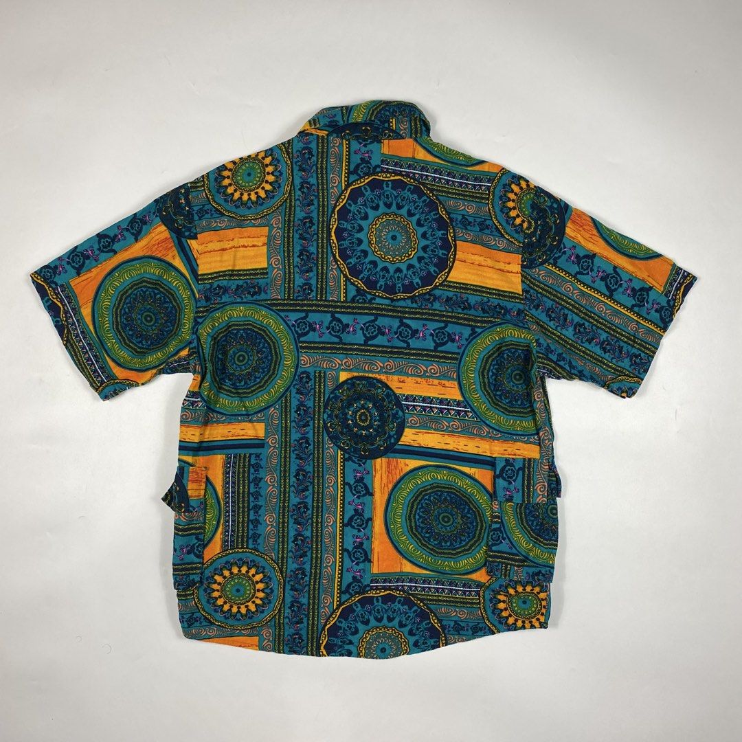 OctoGambol - Baroque Polo (Category: Tshirts & Polo Shirts ) located in Iloilo. Submitted by s3condh4nd. (Listing ID 1463925983, Image 2). Description: Tagged Size : Small Condition : 10/10 Dimensions Width - 22 Length - 27.5 Shoulder - 18 Sleeve - 10 Condition : This item is used , Please don’t expect if it is like brand new. Measured : Laid Flat by Inches Payment : GO TYME / BPI.