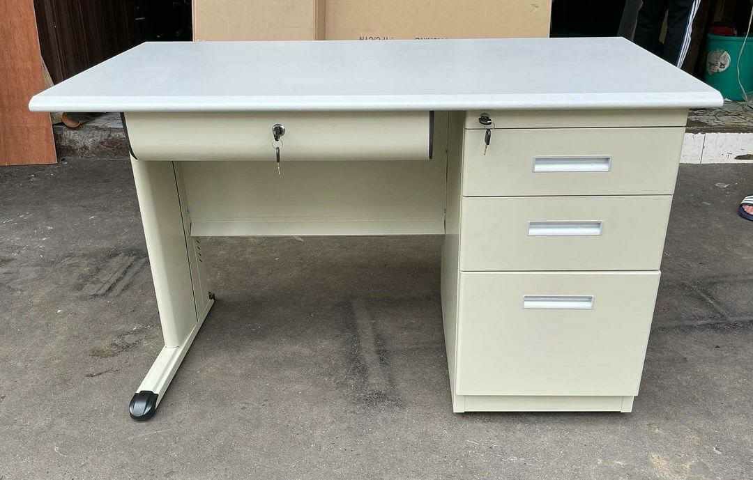 Office table (Category: Announcements) located in Manila. Submitted by jerrymieborda05 (Listing ID 1463891270, Image 3). Description: 🛋️ Need Furniture Today? 🚚 ✔ Same-Day Delivery & Pick-Up ✔ Quality & Affordable Furniture ✔ DTI Registered 💯 VZR Home Furnishing Store 🏡 Your trusted Home & Office Furniture shop! Available: Sofa Beds, Bed Frames, Office Chairs, Tables, Cabinets, Lockers, Wardrobes, Dining Tables, Storage Racks & more ✨ Vib€r /