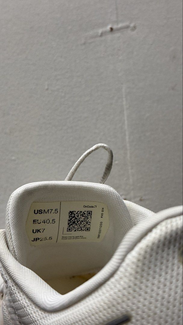 On Cloud 6 (Category: Sneakers) located in San Mateo. Submitted by rosellegoober (Listing ID 1463865987, Image 2). Description: ✨ FOR SALE: On Cloud 6 – Japan Bought 🇯🇵 ₱3,500 negotiable Size: US M7.5 / EU 40.5 / UK 7 / JP 25.5 Authentic On Cloud 6, bought in Japan, 2025 🇯🇵 * Still in good, wearable condition * Original On insole * OnCode/QR tag intact * Lightweight and comfortable everyday sneaker PLEASE READ: The shoes have developed cream/