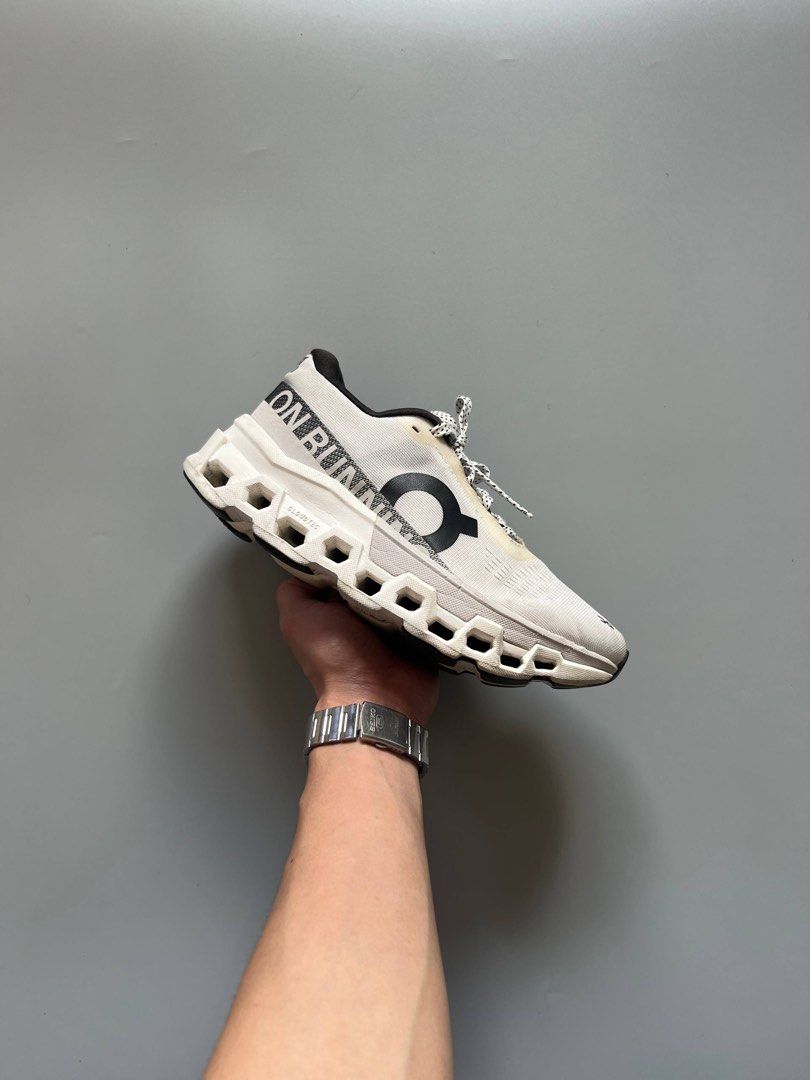 ONCLOUDMONSTER WHITE (6US WMNS) (Category: Sneakers) located in Baguio. Submitted by grabUrPairs (Listing ID 1463839851, Image 1). Description: VGUC - EXCELLENT SIGNS OF USAGE 6US WMNS / 37EU PAIR ONLY AUTHENTIC.