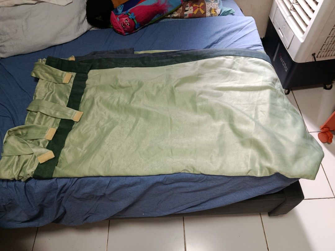 One panel Light green 100 width x 50 length inches from dubai (Category: Curtains & Blinds) located in Quezon City. Submitted by kristal68 (Listing ID 1463790363, Image 1). Description: medium thickness not block out no nisnis smooth texture.