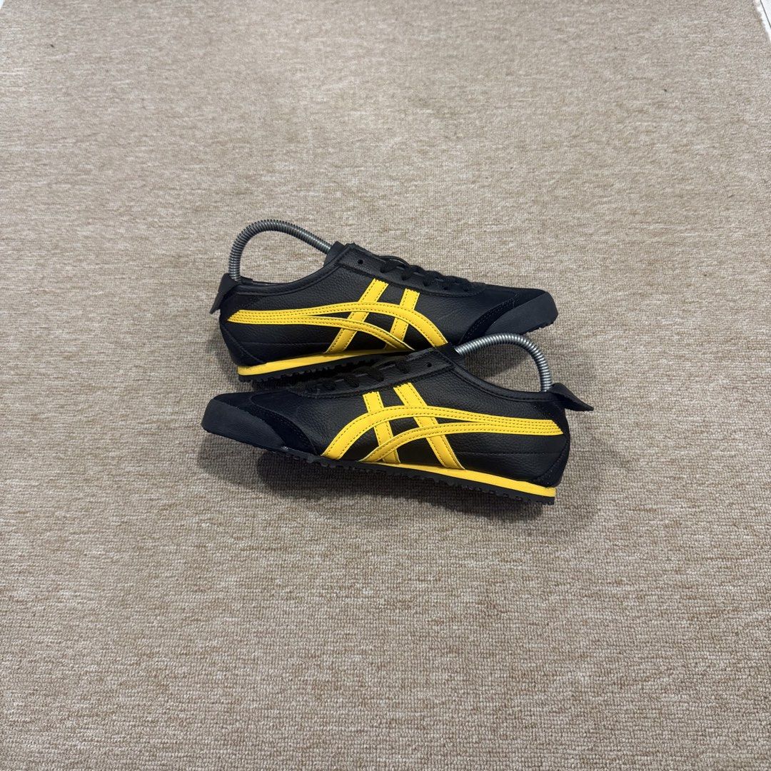 ONITSUKA TIGER MEXICO 66 BLACK YELLOW (Category: Sneakers) located in Cebu City. Submitted by cjayzuno04940 (Listing ID 1463929993, Image 3). Description: ONITSUKA TIGER NEXICO 66 BLACK YELLOW ORIGINAL✅ US WOMENS-7.5 EUR-39 CM-24.5 EXCELLENT CONDITION.