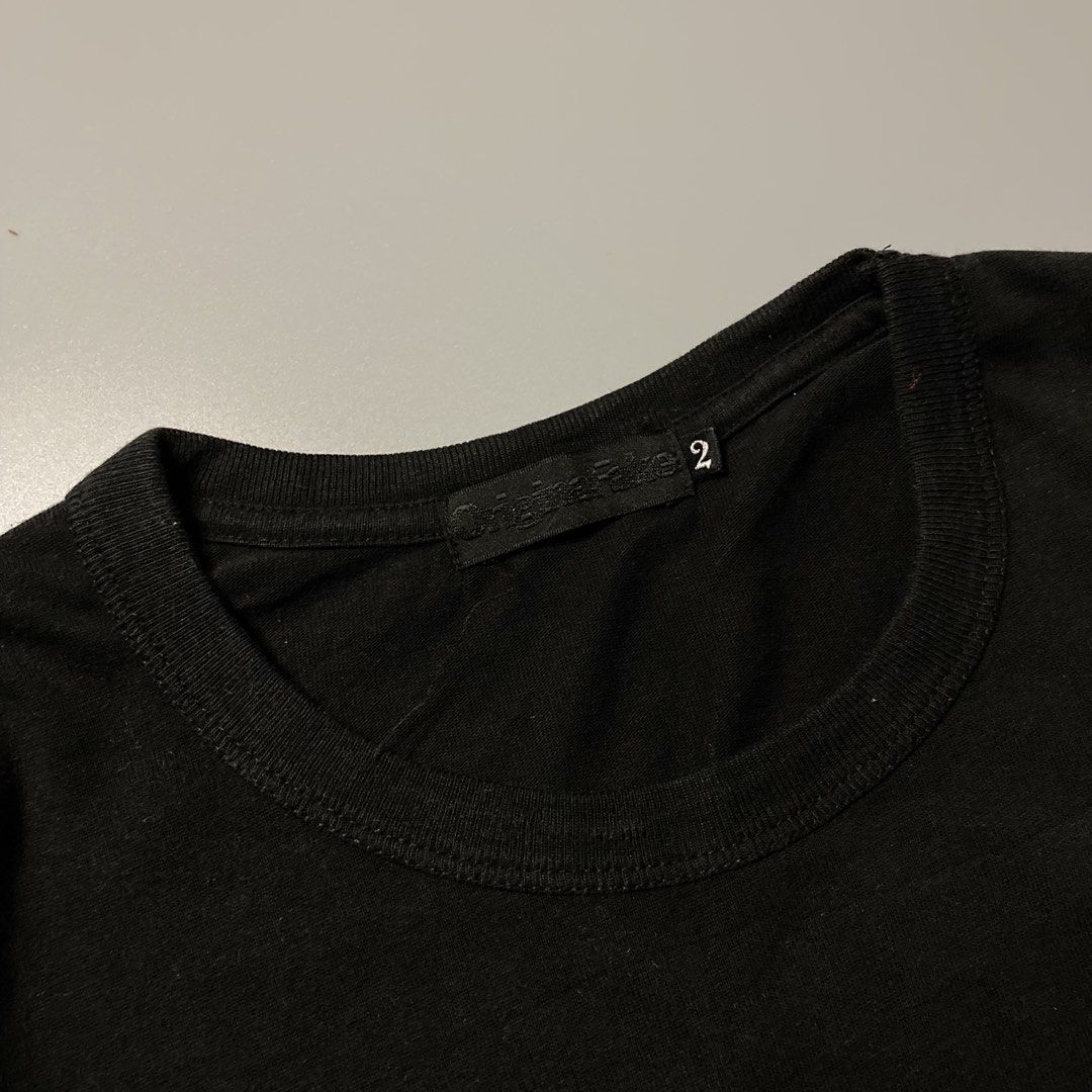 Original Fake x Marc Dean Veca x KAWS (Category: Luxury Apparel) located in Malaybalay. Submitted by spl3ndd_artifacts (Listing ID 1463777773, Image 3). Description: 20x27.