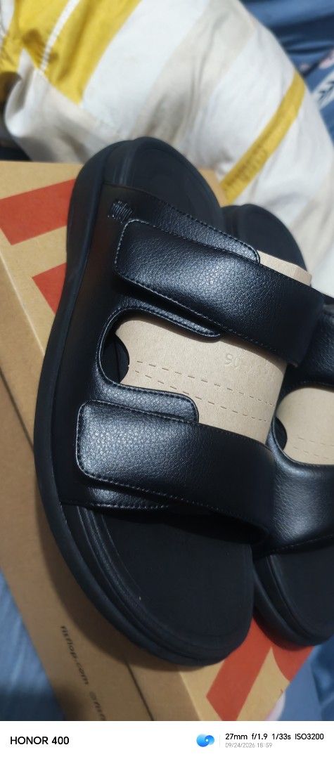 Original fitflop size us9 men (Category: Slippers & Slides) located in Manila. Submitted by hanietol23240 (Listing ID 1463856445, Image 2). Description: - Fitflop F-Mode Go Mens Slides - Color: All Black - Size: US 9 (UK 8 / EU 42) - Features: Adjustable two-bar design - Material: PU - Origin: Made in Vietnam.