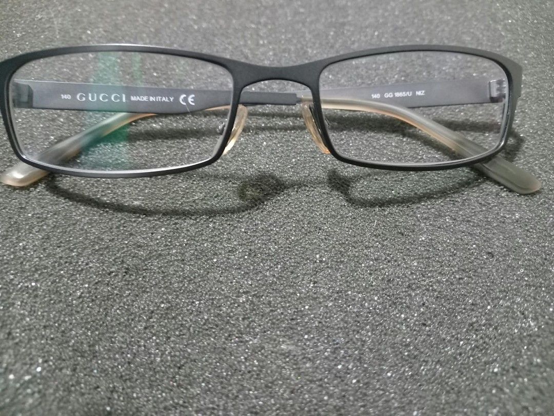 Original Gucci Eyewear Replaceable Lens (Category: Sunglasses & Eyewear) located in Mandaluyong City. Submitted by daddyjpanlilio24 (Listing ID 1463888695, Image 1). Description: P 2500+sf Like new no issue No case Mandaluyong Shipping/Payment: Gcash/Maya Jnt payment 1st no cod Lalamove payment upon rider pick up.