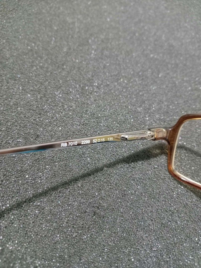 Original Rayban Eyewear Replaceable Lens Unisex (Category: Sunglasses & Eyewear) located in Mandaluyong City. Submitted by daddyjpanlilio24 (Listing ID 1463889249, Image 3). Description: P 2500+sf Like new No issue No Case Mandaluyong Shipping/Payment: Gcash/Maya Jnt payment 1st no cod Lalamove payment upon rider pick up.