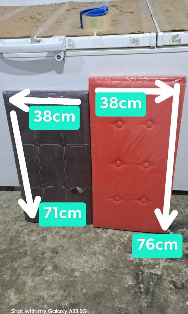ottoman 600php 🎨red 🎨brown (Category: Other Home Furniture) located in Manila. Submitted by mightycloud_1992 (Listing ID 1463809490, Image 3). Description: .