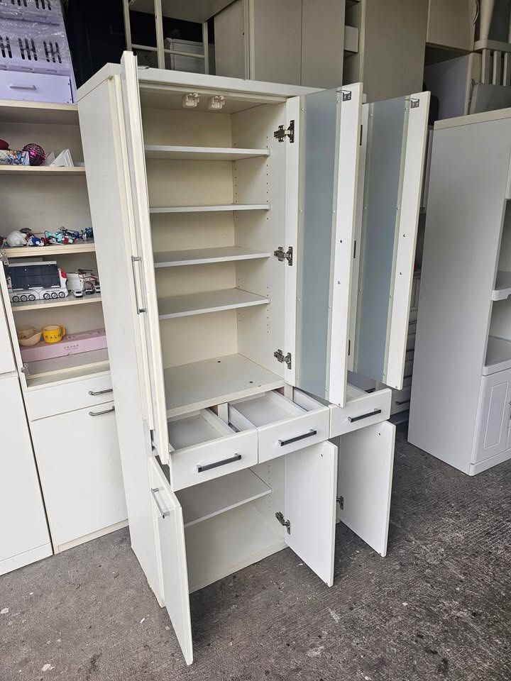Pantry Cabinet (DUCO) (Category: Shelves, Cabinets & Racks) located in Quezon City. Submitted by ledamadel (Listing ID 1463801287, Image 2). Description: Pantry Cabinet (DUCO)‼️₱10,800‼️ ✔L-35 H-71 W-15.5 inches 📏 ✔️6 Doors,10 Shelfs & 3 Drawers 🗄 ✔Laminated 🔖 ✔️Compress & Mdf Back! 💢 ✔Scratches As-is! 👌 Location: 40 Aplaya St Napocor Vill. Tandang Sora Quezon City. For inquiry please Pm us or Call. 09066885859 Please like our page thanks! �