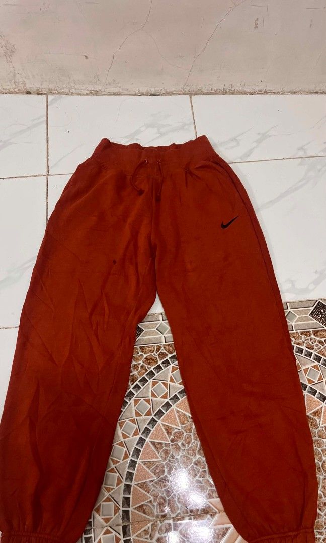 Pants (Category: Activewear) located in Mati. Submitted by nelax (Listing ID 1463891130, Image 3). Description: .