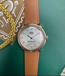 （分類：）位於 。 由 thewristpoint 提交（商品編號 1463916015，圖片 1）。簡介： 。