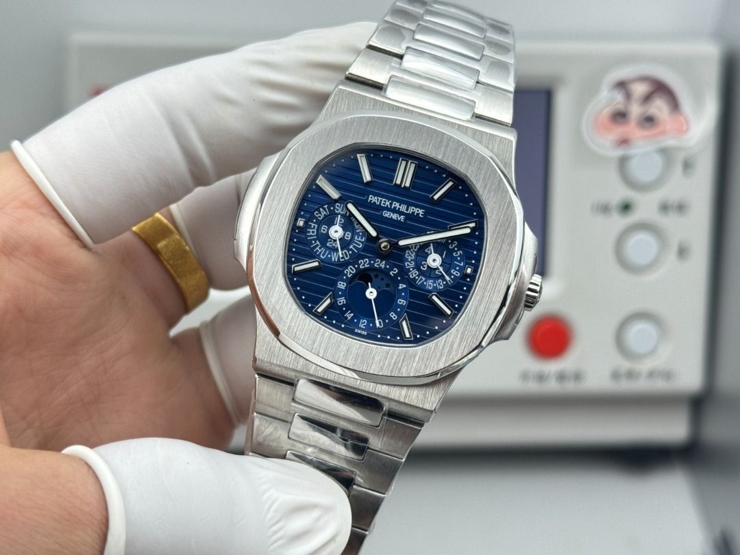 Patek Philippe 57401G-001- Ultra Complex Multi Functional Nautilus (Category: Men's Watches) located in Quezon City. Submitted by saldyscuet44926 (Listing ID 1463813560, Image 3). Description: .